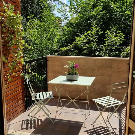 Maragda House Linate - Duomo- San Babila Apartment *