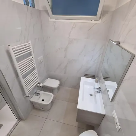 Apartment Maragda House Linate - Duomo- San Babila *
